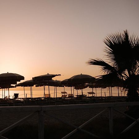 Solemare Club Village Capo Vaticano Exteriör bild
