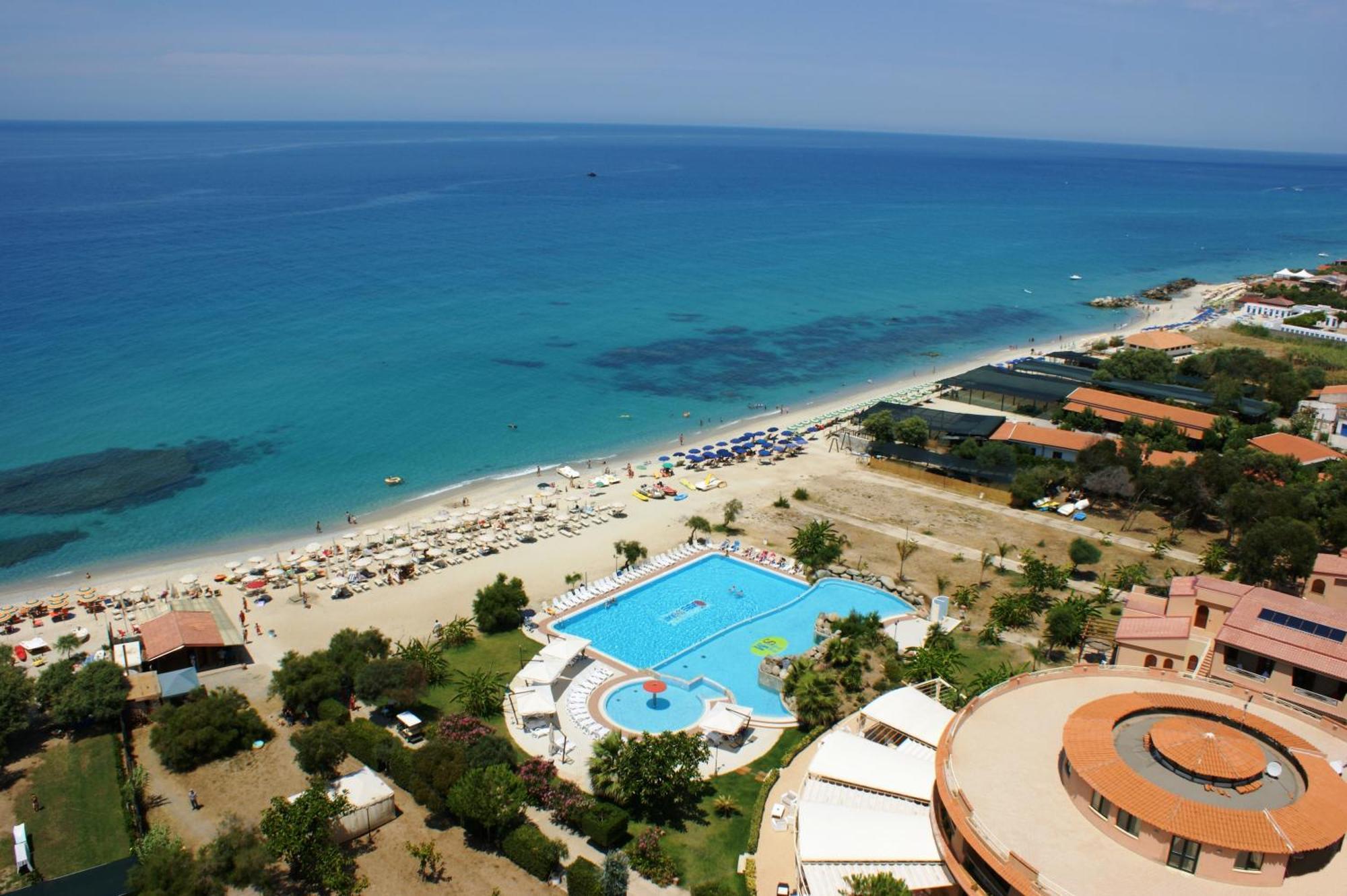 Solemare Club Village Capo Vaticano Exteriör bild