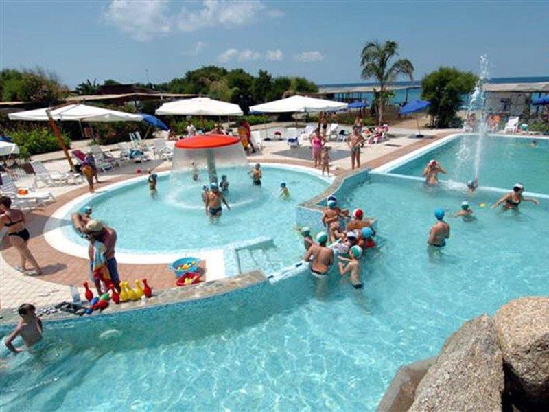 Solemare Club Village Capo Vaticano Exteriör bild